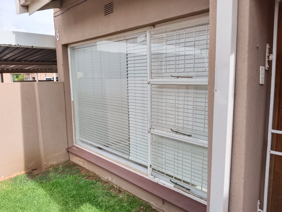 To Let 2 Bedroom Property for Rent in Riebeeckstad Free State